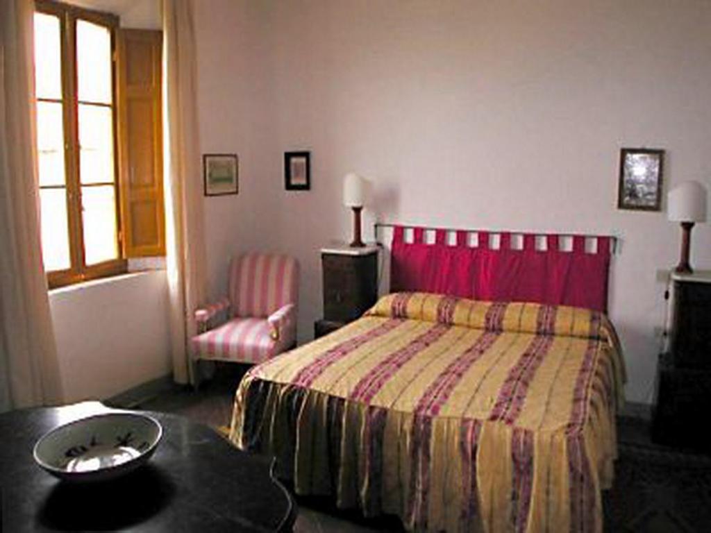 Castello Di Grotti Guest House Corsano  Ngoại thất bức ảnh