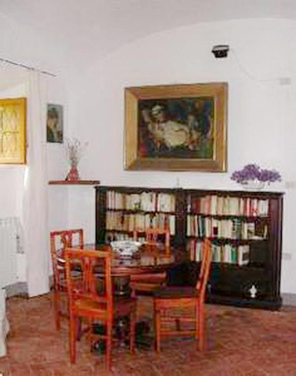 Castello Di Grotti Guest House Corsano  Phòng bức ảnh